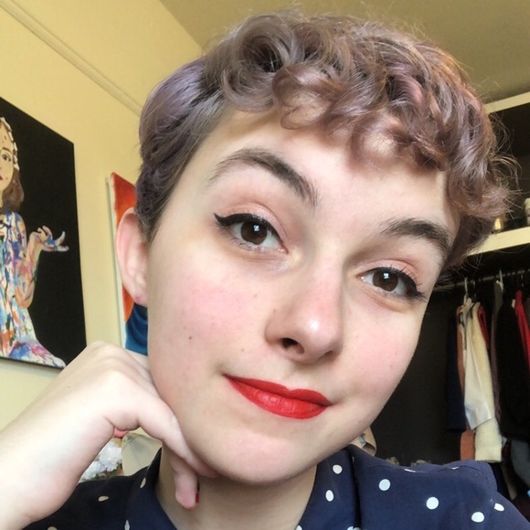 Meet your Posher, Chloe - Picture 1 of 1